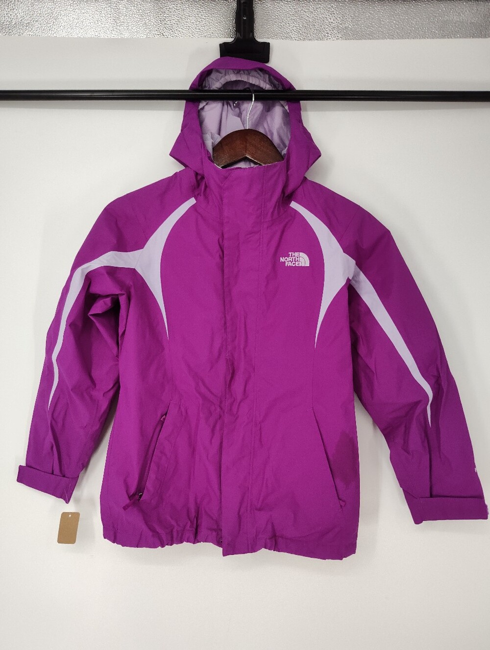 The North Face Girls' Magenta Hooded Rain Jacket Size Medium, 10/12